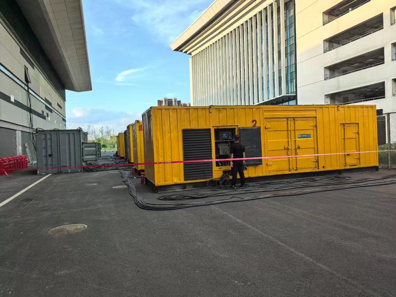 连云港柴油发电机冬季保养注意事项?